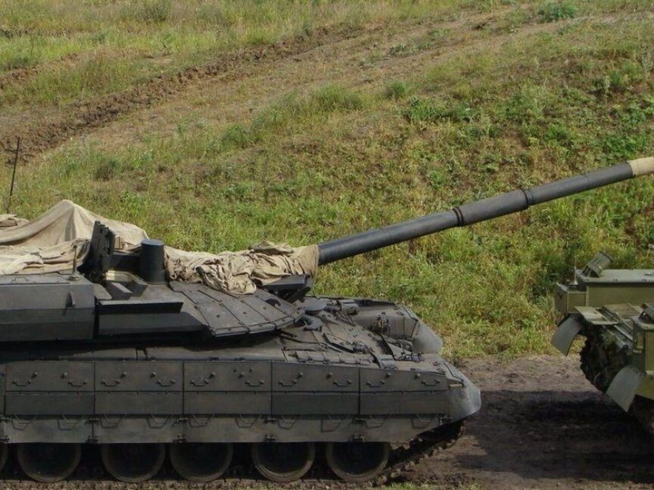 Окупанти розбігалися, коли в них підбивали один-два танки, каже Живицький