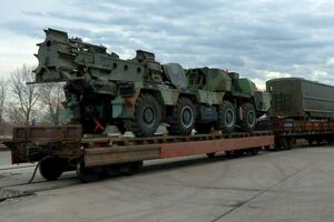Военную помощь Украине предоставляют более 30 стран, сообщал Блинкен 7 апреля