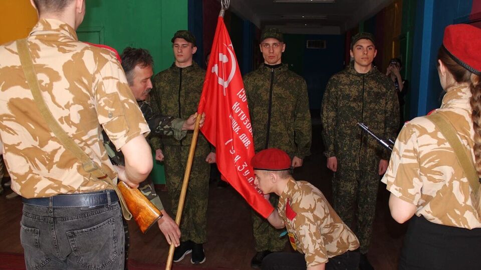 Станом на кінець 2021 року на тимчасово окупованій території Луганської області функціонувало 62 кадетські класи