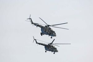 Возле границы с Украиной российские войска устраивают вертолетные площадки