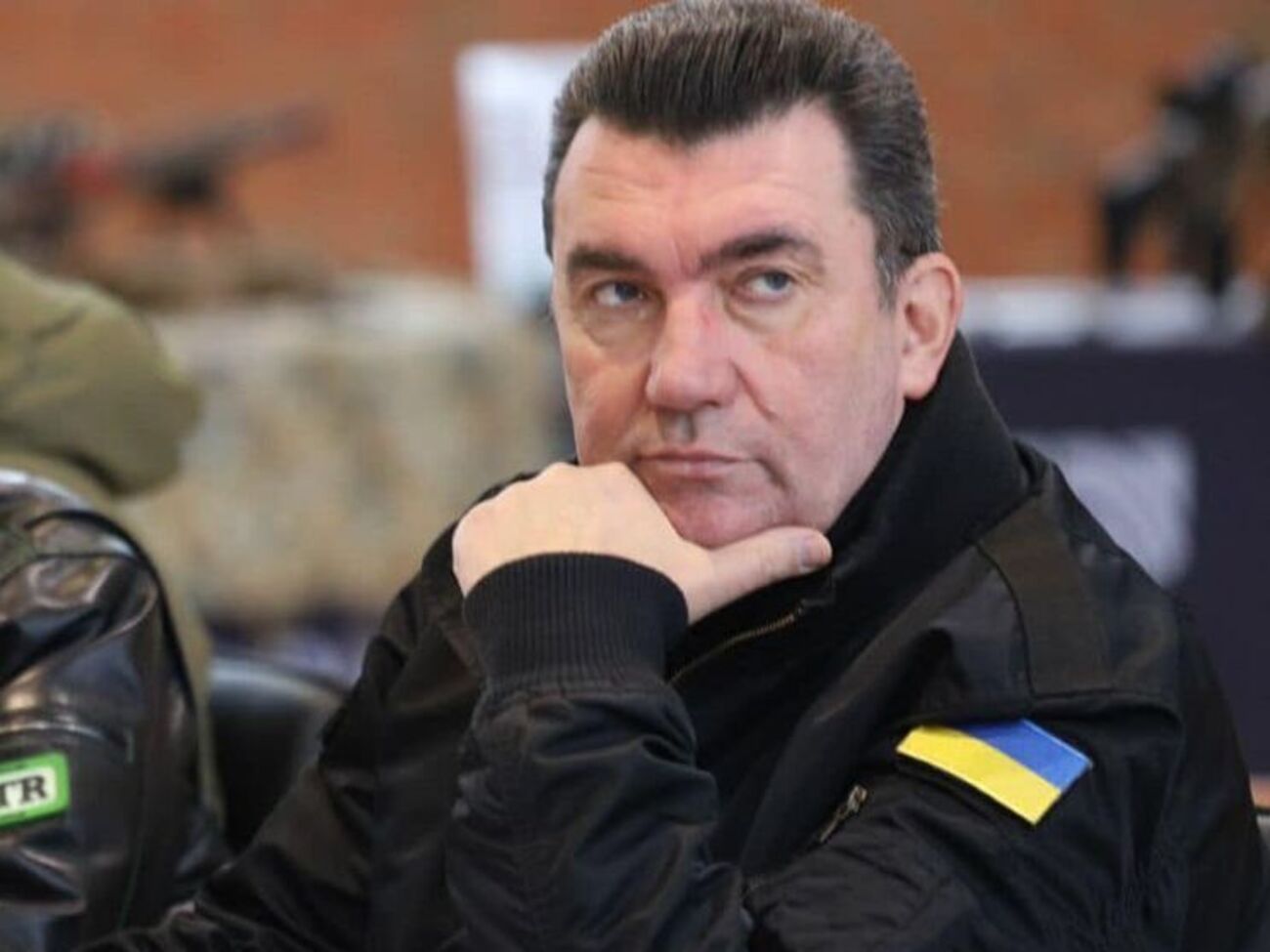 Данілов: Ми свою землю віддавати не будемо