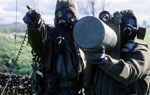 Украина получит костюмы и маски ядерной, биологической и химической защиты, отметили в минобороны Японии (фото иллюстративное)