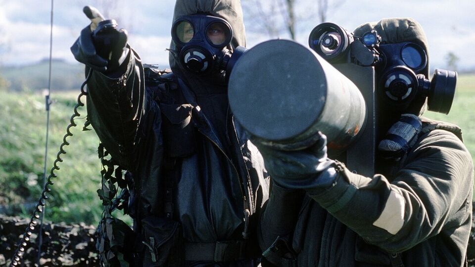 Украина получит костюмы и маски ядерной, биологической и химической защиты, отметили в минобороны Японии (фото иллюстративное)
