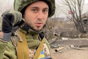 Тополя: Если же ты обозначишь себя ярким красным крестом медика, как это принято во всем мире, то русские пристрелят тебя и твой экипаж первым, а твое авто уничтожат