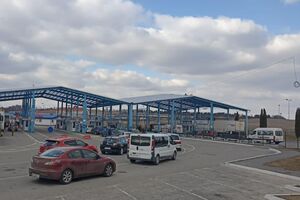 Украинцы могут пересекать границу по внутреннему паспорту