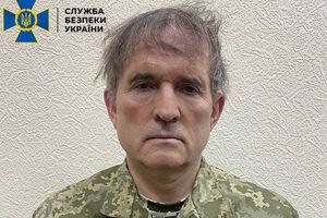 Медведчук фігурує в Україні в кількох кримінальних провадженнях