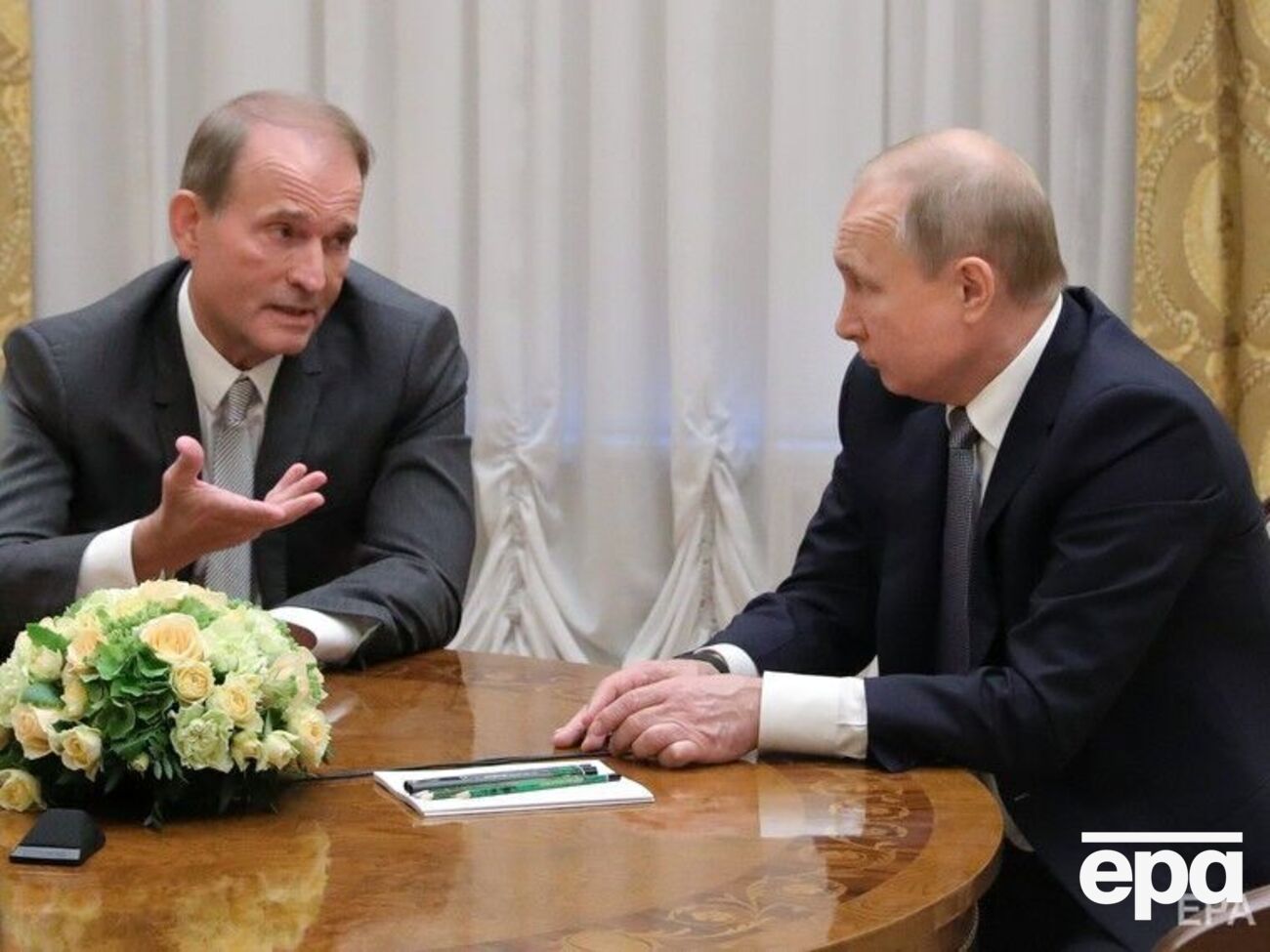 Медведчук попросил Путина обменять его на защитников и жителей Мариуполя