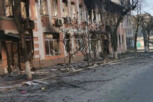 Прохід через блокпост чоловікам в Ізюмі дозволяють лише за наявності військового квитка, зазначила Денісова