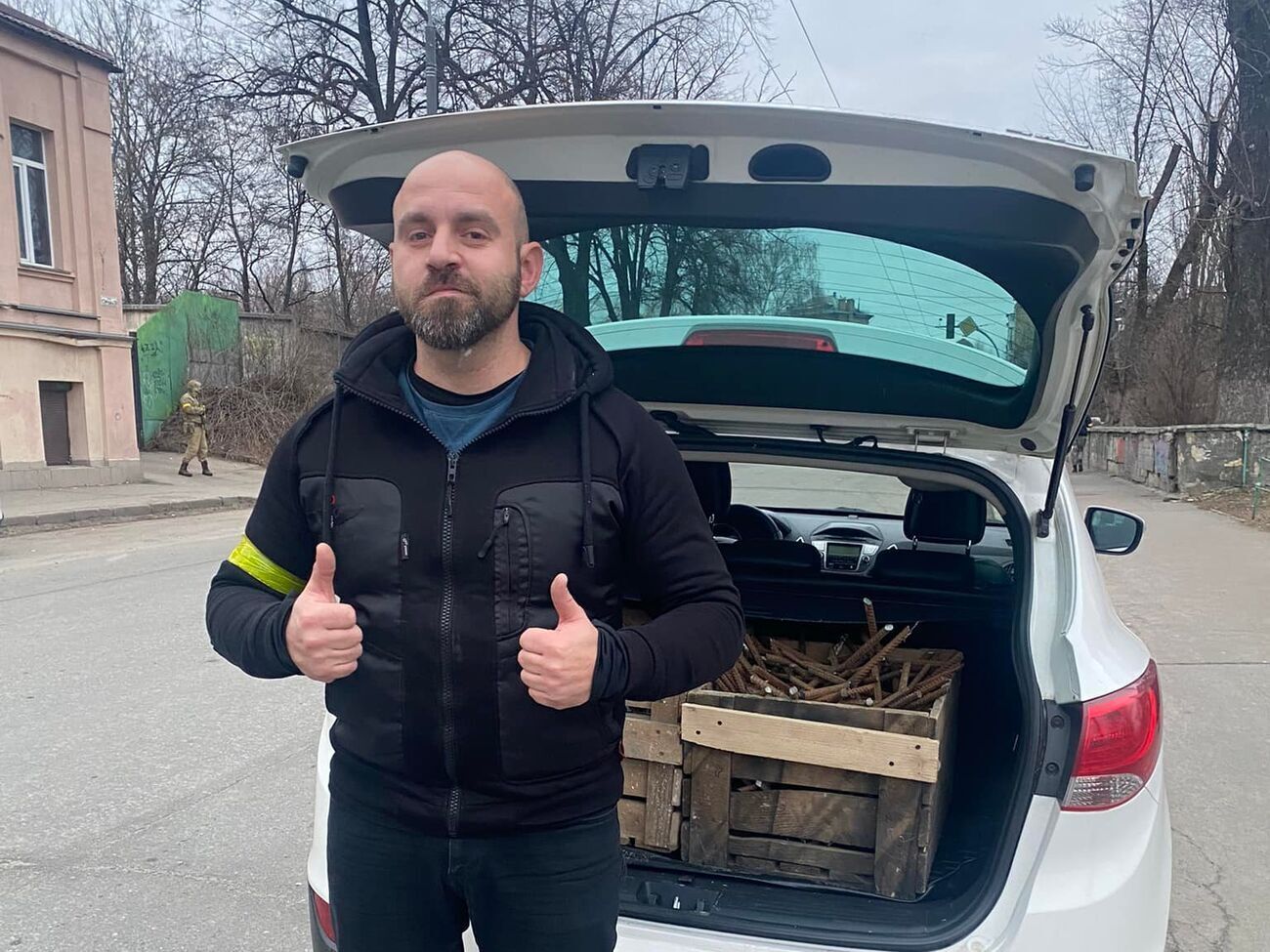 Путін витратив мільярди, щоб його боялися, але зрештою з нього сміються. Тому він не припинить ховати своїх солдатів в українських полях