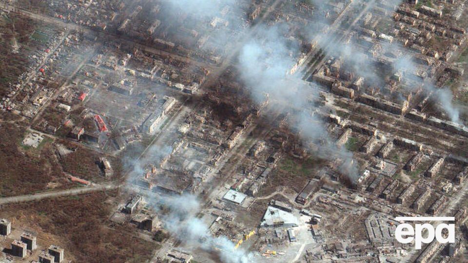 Маріуполь після російських бомбардувань та обстрілів. Фото зроблено 9 квітня