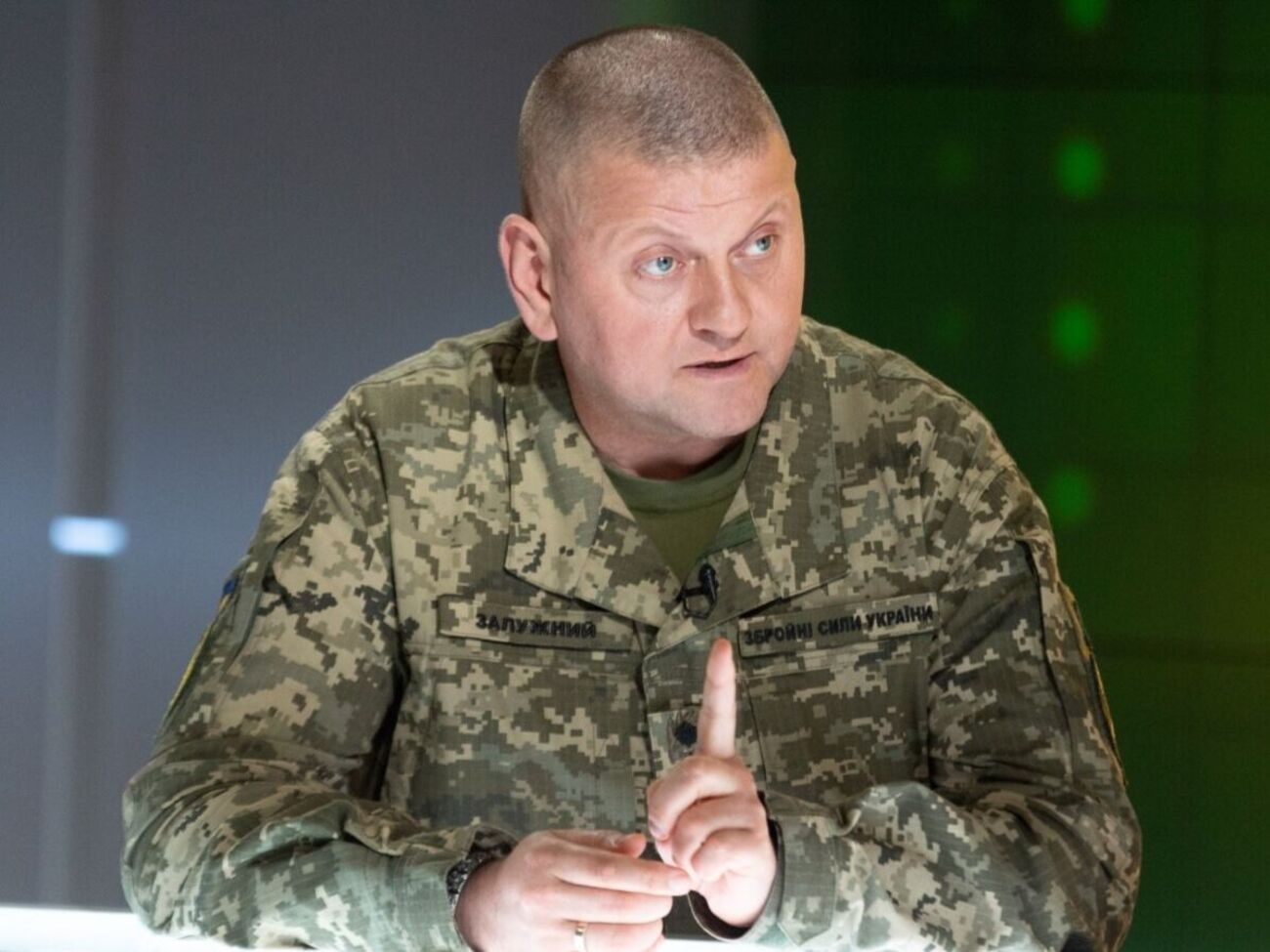 Залужний: Ми обов'язково збережемо весь досвід цієї важкої війни і поділимося ним із партнерами