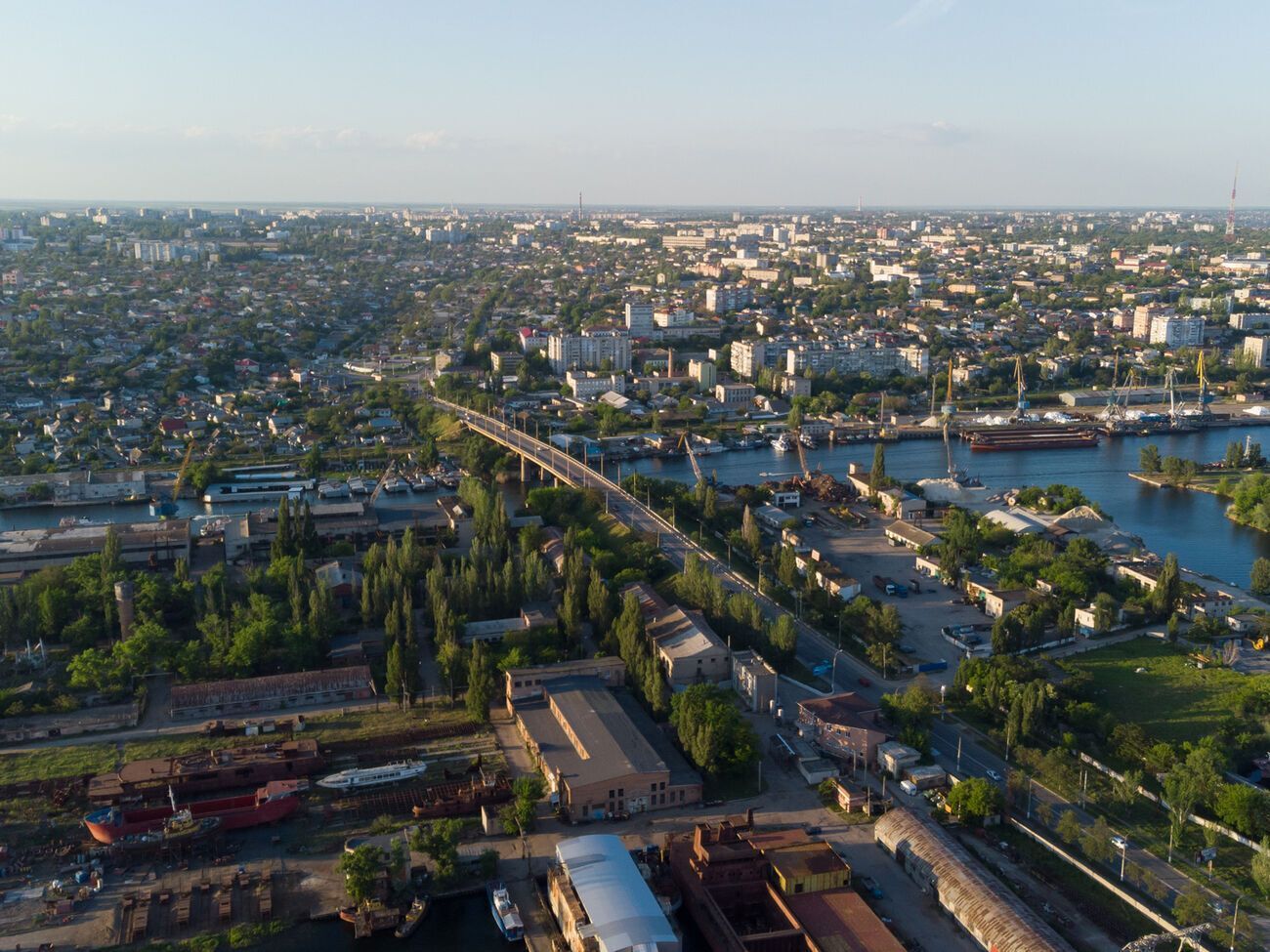 Мама оккупанта отказалась уезжать из родного города из-за больного мужа, сообщили в СБУ. На фото&nbsp;&ndash; вид на оккупированный Херсон