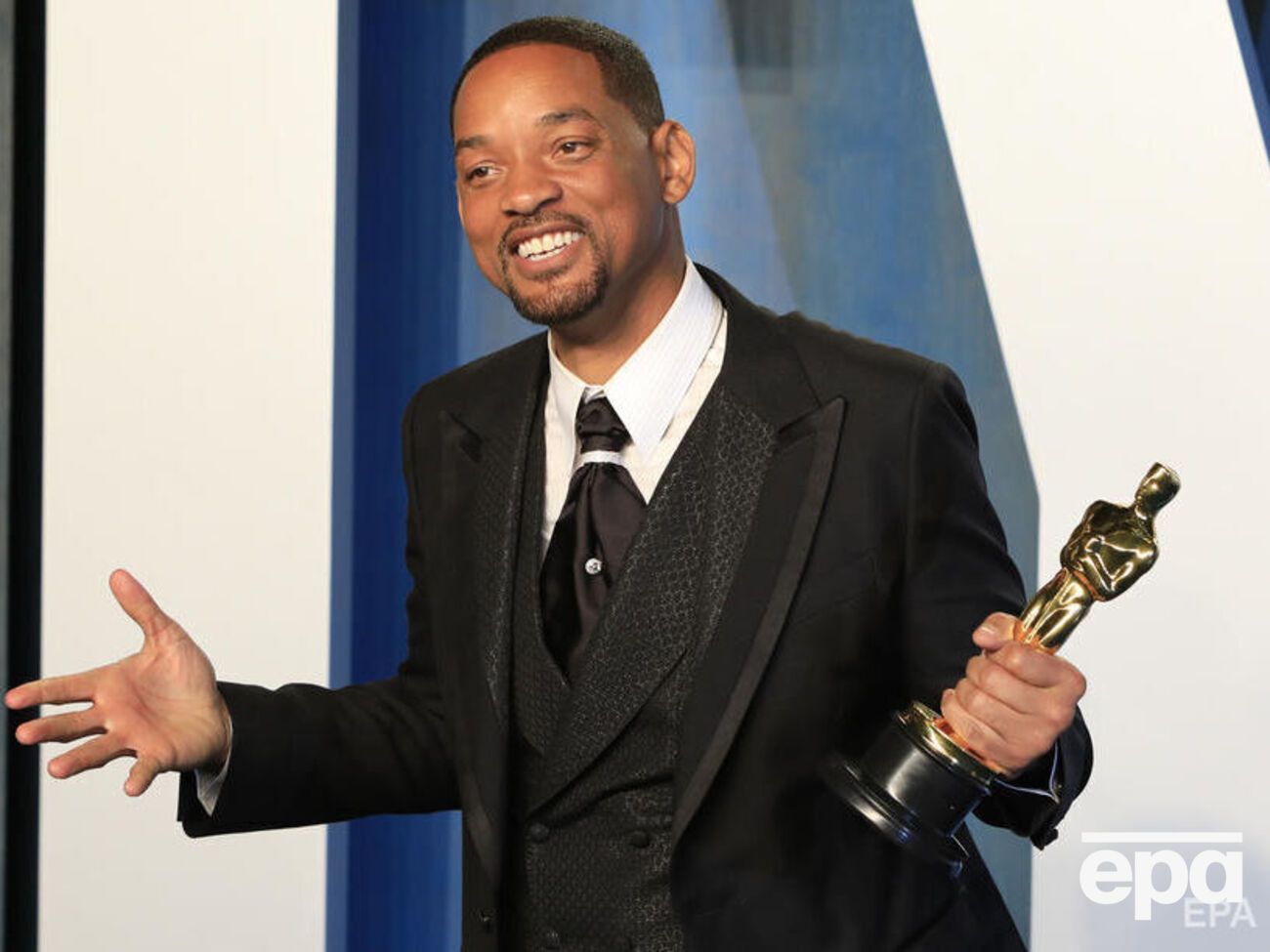 Смит ударил ведущего и-за неудачной шутки в адрес жены