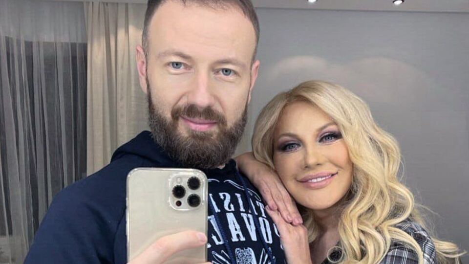 Син Таїсії Повалій, яка виступила 16 квітня у Кремлі, намагається знайти роботу