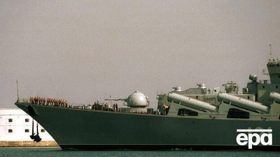 Всего уже известны имена двух погибших моряков и семи пропавших без вести срочников с крейсера "Москва"