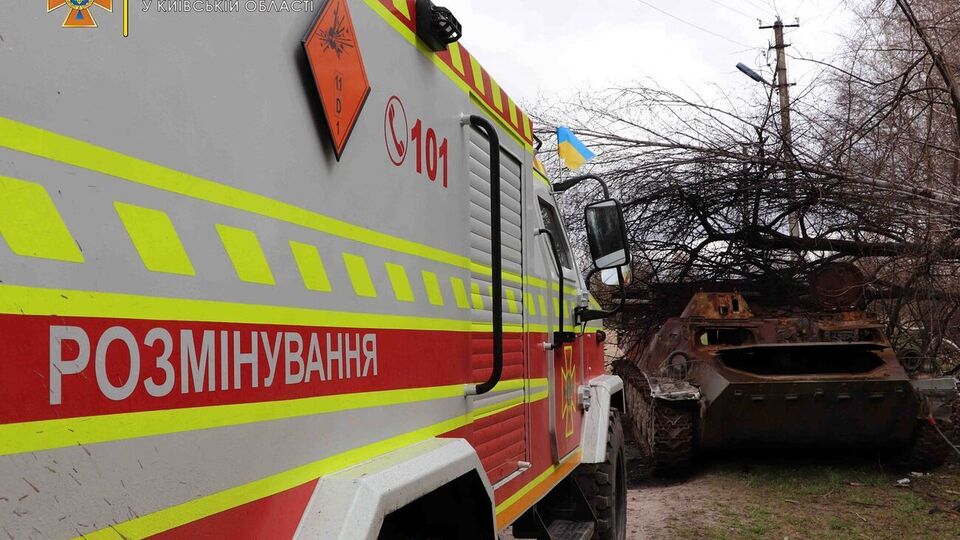 Около 16.00 саперы взорвут бомбу, жителей Ирпеня попросили перейти в безопасные места