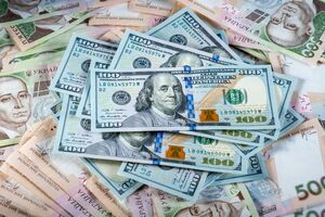 Дефицит государственного бюджета Украины составляет €7 млрд ежемесячно, говорил президент 16 апреля