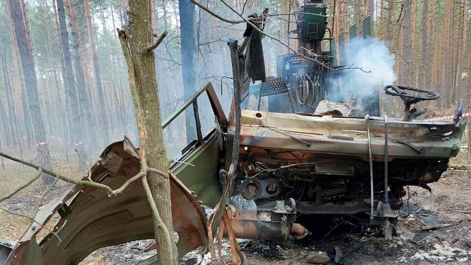 Еще "очень опасно посещать только что освобожденные от орков территории", отметили в Гослесагентстве Украины