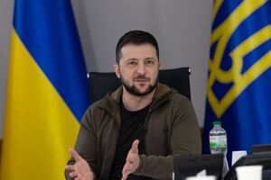 Зеленский: Относительно Пескова... Ничего об этом не слышал, точно ничего не видел. Уверен, что нам ничего не передали