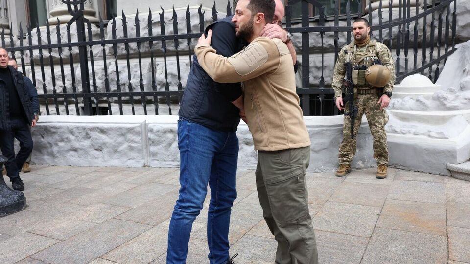 Голова Євроради приїхав в Україну, він відвідав Бородянку, зустрівся із Зеленським і почав твітити українською. Фоторепортаж