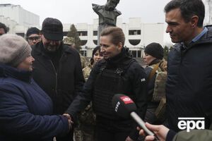 Фредериксен (по центру) посетила Бородянку