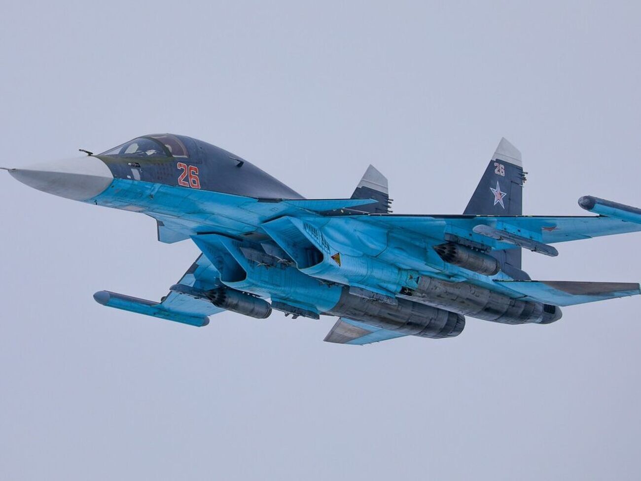 Неизвестно, выжили ли пилоты российского Су-34, так как самолет упал на подконтрольную РФ территорию, сообщили в ОМБр