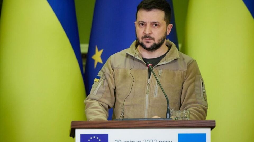 Зеленський: Розблокування Маріуполя можливе всього декількома шляхами. Є військовий шлях. До нього треба готуватися, і ми готуємося
