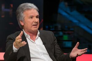 Швец: Ну какой идеолог Шойгу? Я вас умоляю