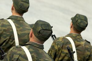 З 30 квітня у Криму заборонять в'їзд та виїзд, щоб не зірвався призов