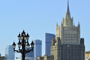 Чиновников консульских миссий стран Балтии МИД России объявил "persona nоn grata"