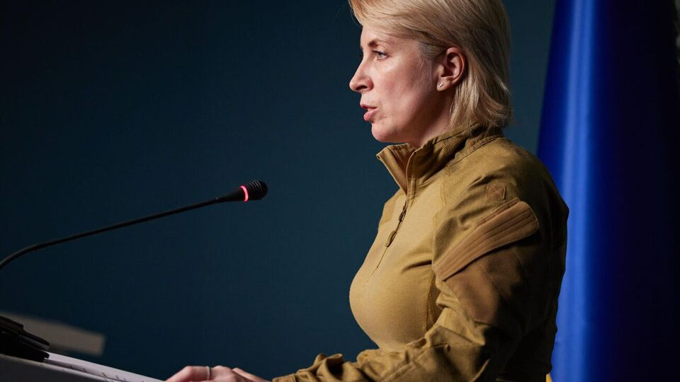 Верещук закликала людей, які чекають на евакуацію, "потерпіти"