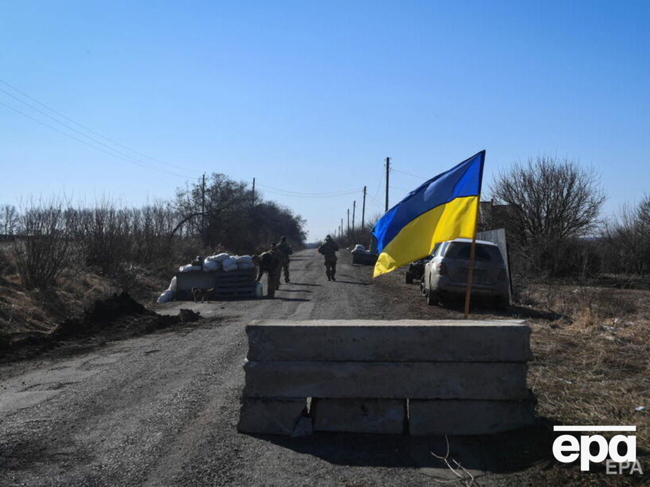 Один зі сценаріїв, озвучених УІМ, передбачає, що Україна фактично залишиться в межах своїх кордонів і конфлікт не буде заморожено