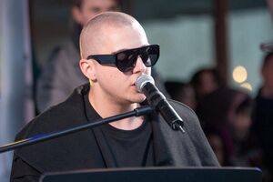 Melovin про росіян: Вони для мене всі труси. Якщо б вийшли всі, то сталося б те ж саме, що сталося в нас із Януковичем