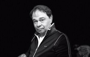 Протосеню нашли повешенным в саду