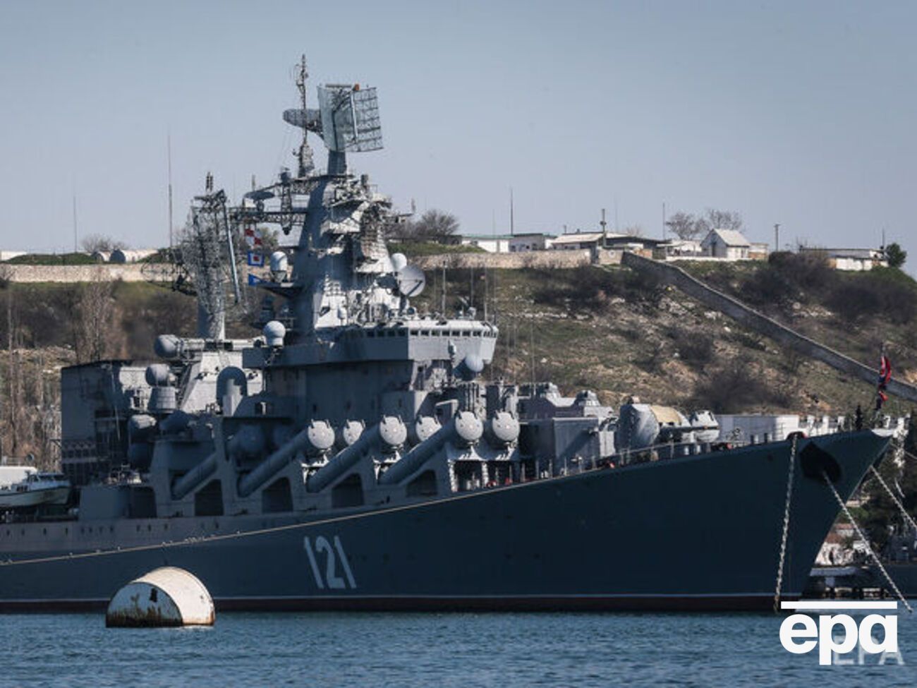 У РФ не визнають, що крейсер "Москва" підбили українські ракети