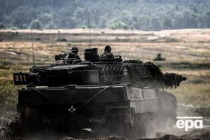 Согласно результатам опроса, поставки тяжелого вооружения Украине поддерживают 43% немцев
