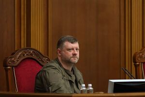 Корнієнко про ведучих із проросійських каналів на марафоні: У нас умовно 100 ведучих і 15 каналів, зрозуміло, що ці ведучі туди-сюди ходять