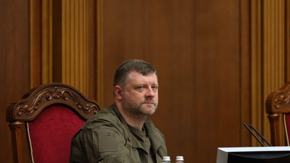 Корниенко о ведущих с пророссийских каналов на марафоне: У нас условно 100 ведущих и 15 каналов, понятно, что эти ведущие туда-сюда ходят