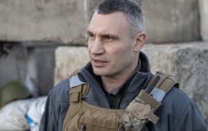 Виталий Кличко: С особой благодарностью послала столица паски и сухпайки нашим защитникам на восток Украины