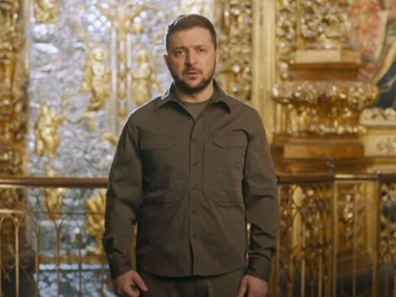 Зеленский: Нас не уничтожит ни одна орда, ни нечисть. Мы преодолеваем темные времена