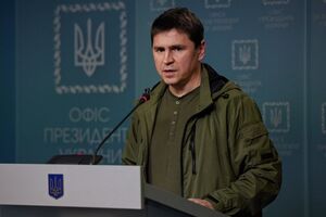 Подоляк назвал три "мариупольских шага", которые предлагает Украина