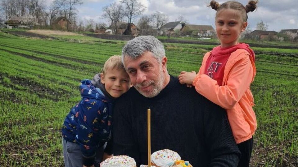 Комаровський: Миру. Дочекатися й уціліти