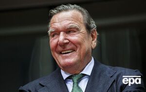 Шредер заявил, что "в долгосрочной перспективе изолировать такую страну, как Россия, нельзя"