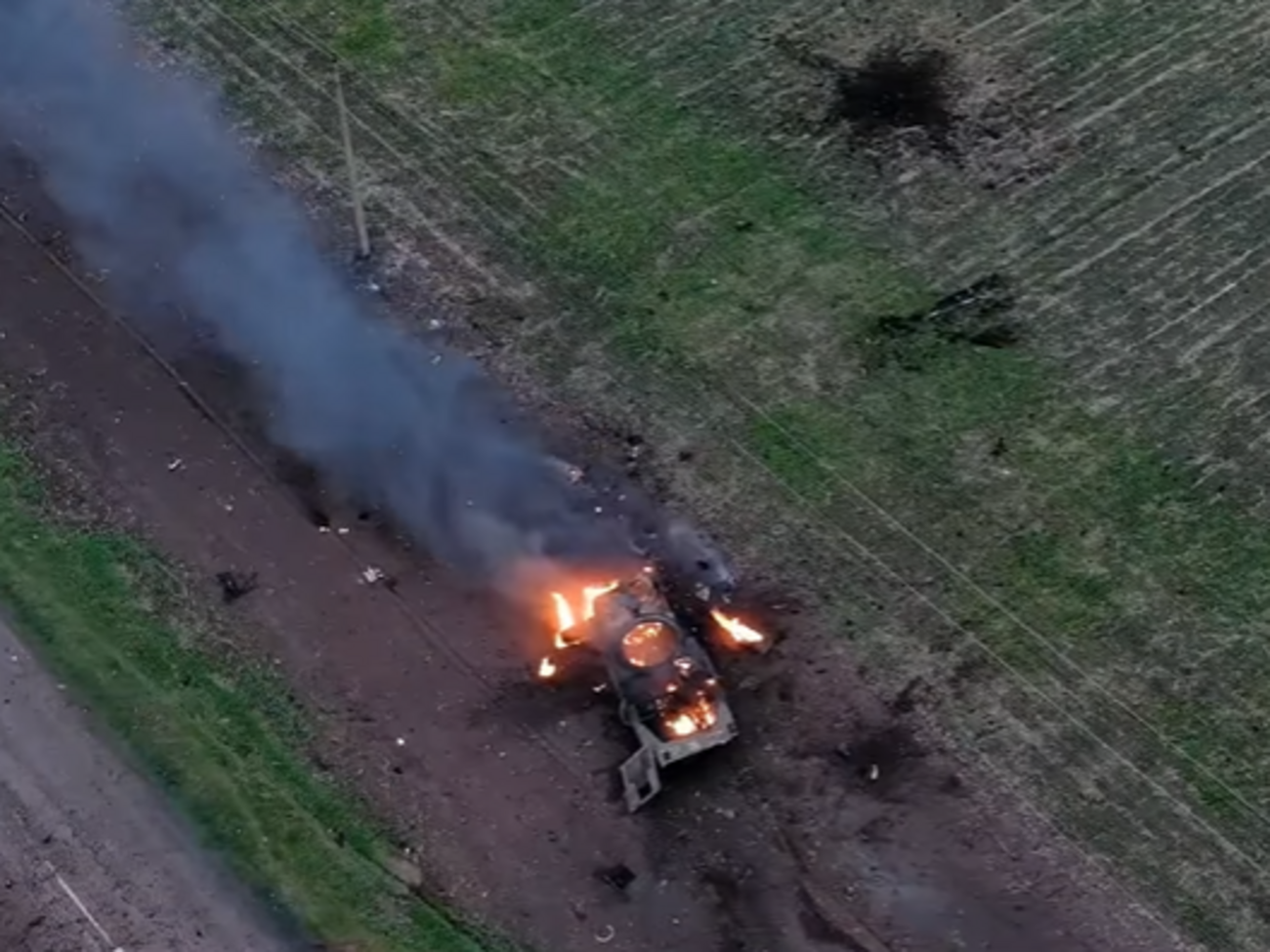 В БМП сдетонировал боекомплект, весь экипаж погиб
