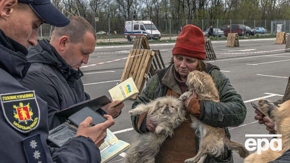 Із 13 березня з Маріуполя на підконтрольну Києву територію змогло евакуюватися понад 100 тис. осіб