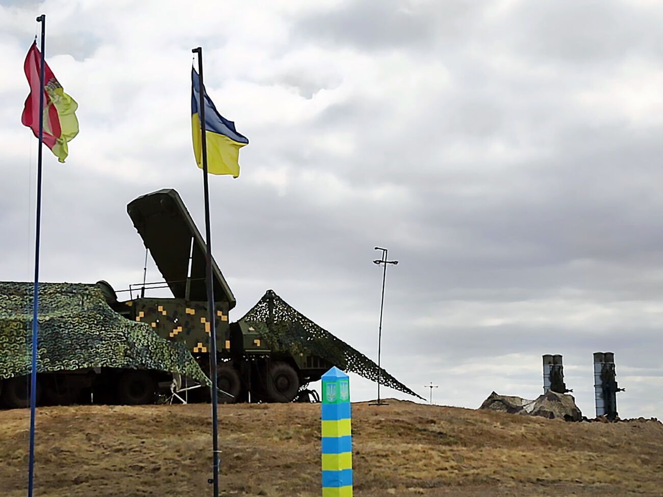 Одну из ракет сбила ПВО, отметил глава ОВА