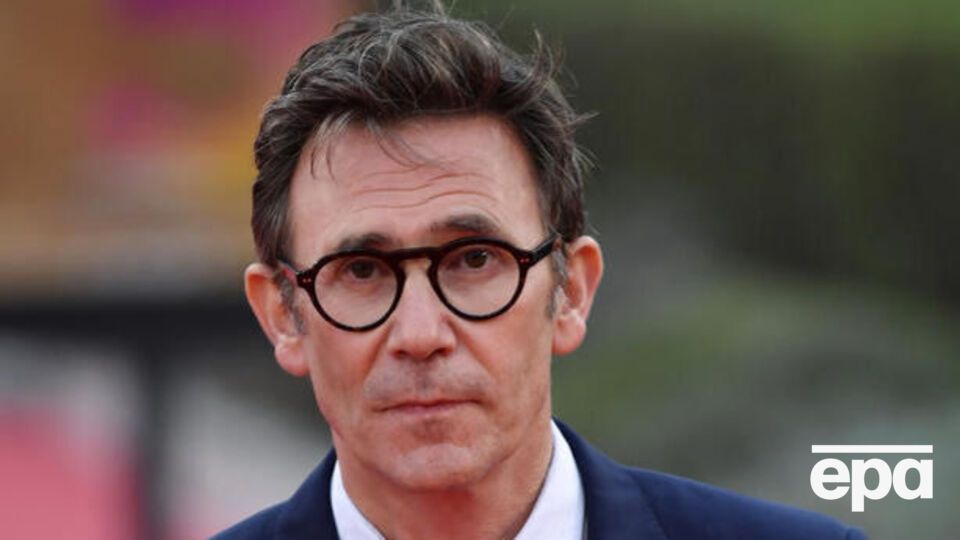 Азанавічус повідомив, що був радий змінити назву фільму, тим самим продемонструвавши підтримку України