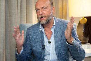 Пугачев: Валентина, при всех ее предательствах, в отличие от всей этой команды Путина, – человек решительный