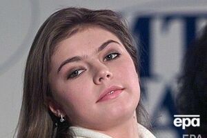 Кабаева вышла в свет, "украсив" себя символом российских оккупантов