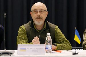 Ефективним рішенням є отримання зброї з країн НАТО, зазначив Резніков